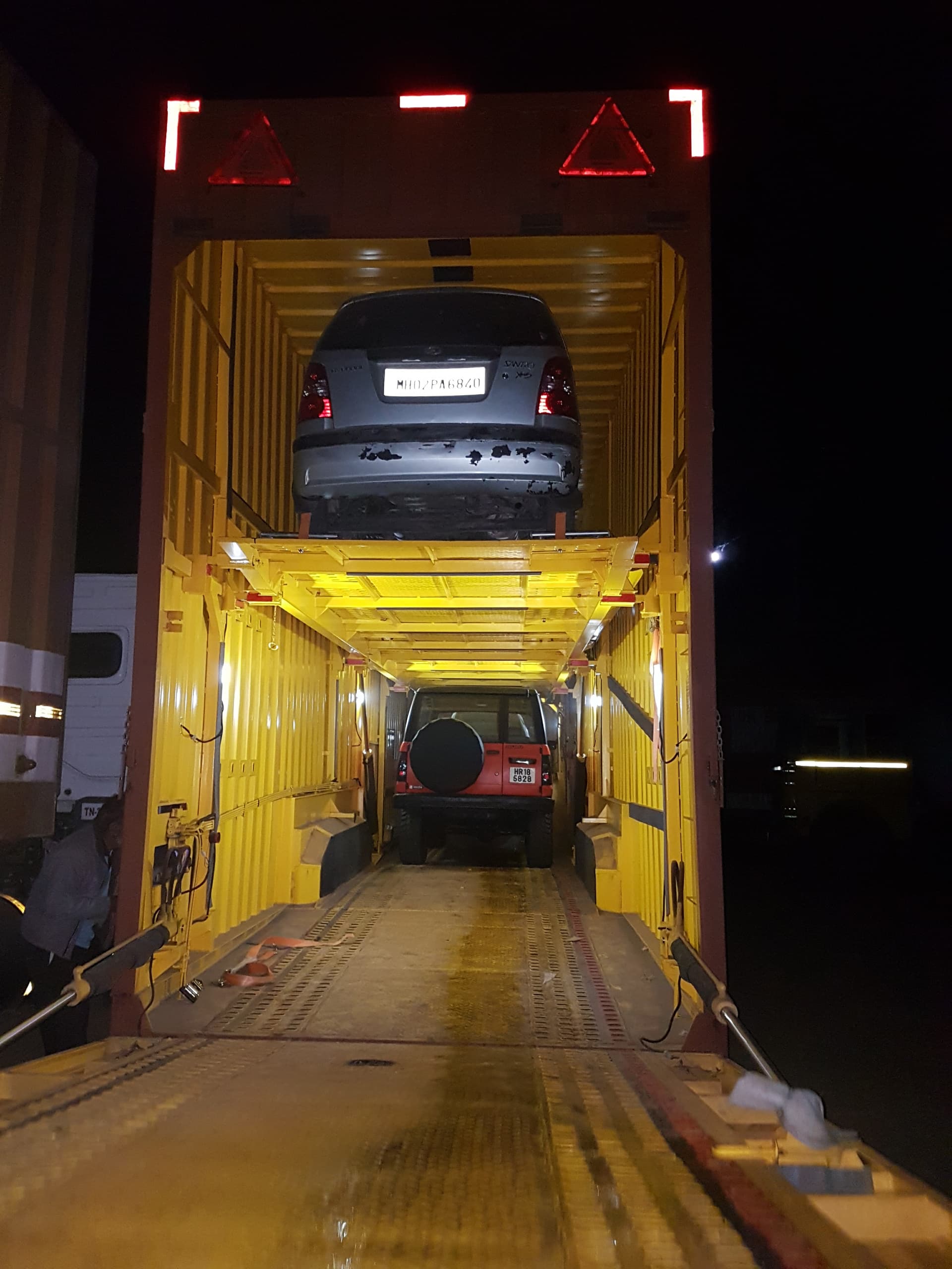 Luxury Car Shifting and Heavy Sports Bike Moving India